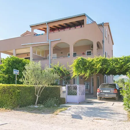 Samac Apartman